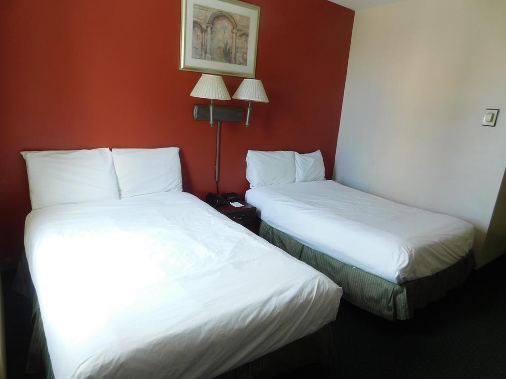 The Marlborough Hotel Winnipeg Extérieur photo