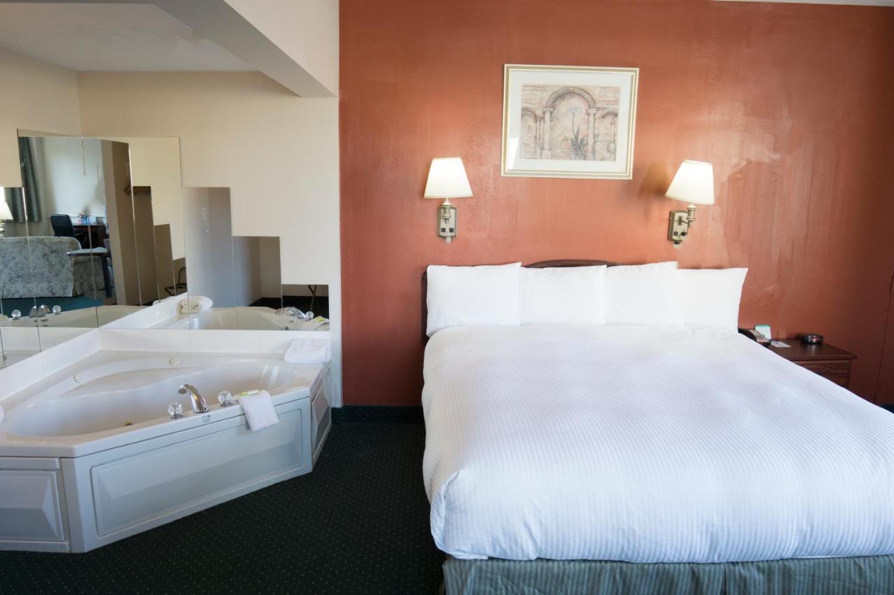 The Marlborough Hotel Winnipeg Extérieur photo